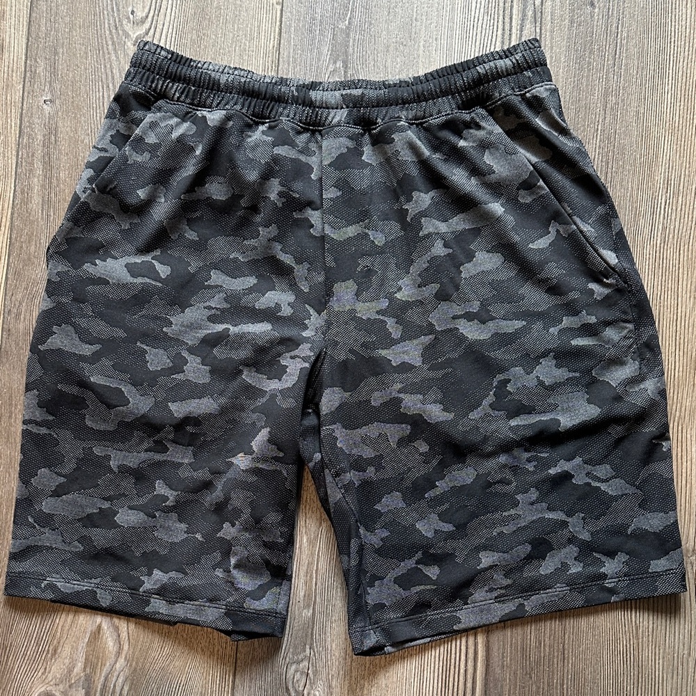 lululemon athletica Lined Camo Athletic Shorts 9”